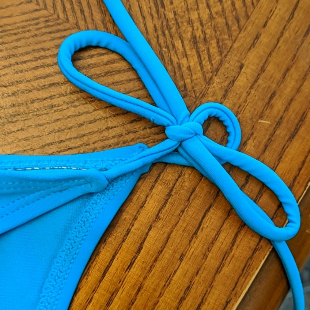 OP String Bikini - Picture 4 of 8